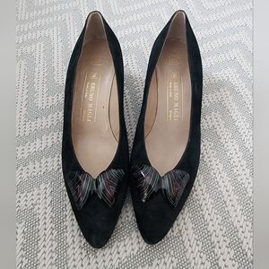 Gorgeous and Unique Bruno Magli Women's Green Suede Shoes With Bows - Vintage